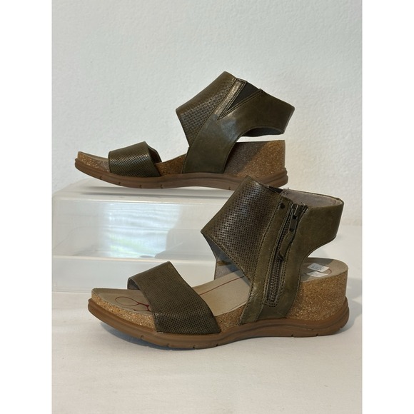 Bionica Palotina Green Leather Sandals Size 8 Ankle Wrap Side Zip Non Slip - Picture 3 of 7